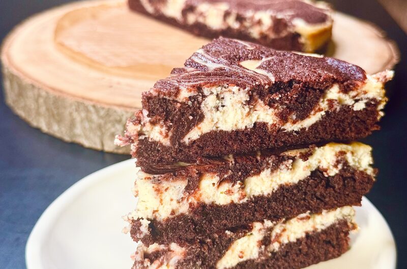 Red Velvet Brownie Cheesecake